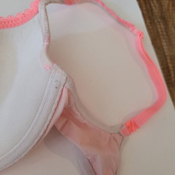 Body By Victoria Victoria's Secret Bra Pink Underwire Lace Size 32d Lined - Picture 5 of 7